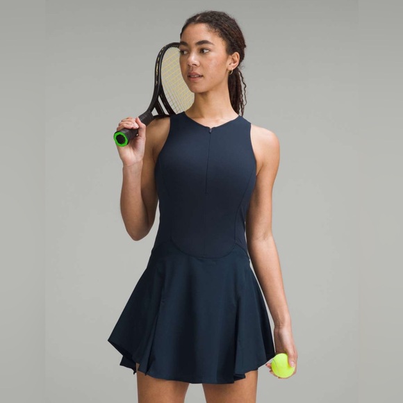 lululemon athletica Dresses & Skirts - Lululemon Everlux Tennis Tank Dress 6" size 8